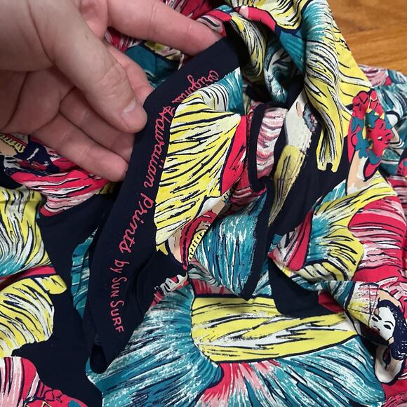 Sun Surf 100% Rayon Hula Girl Print Aloha Hawaiian Shirt Japan Made Medium - Picture 8 of 8